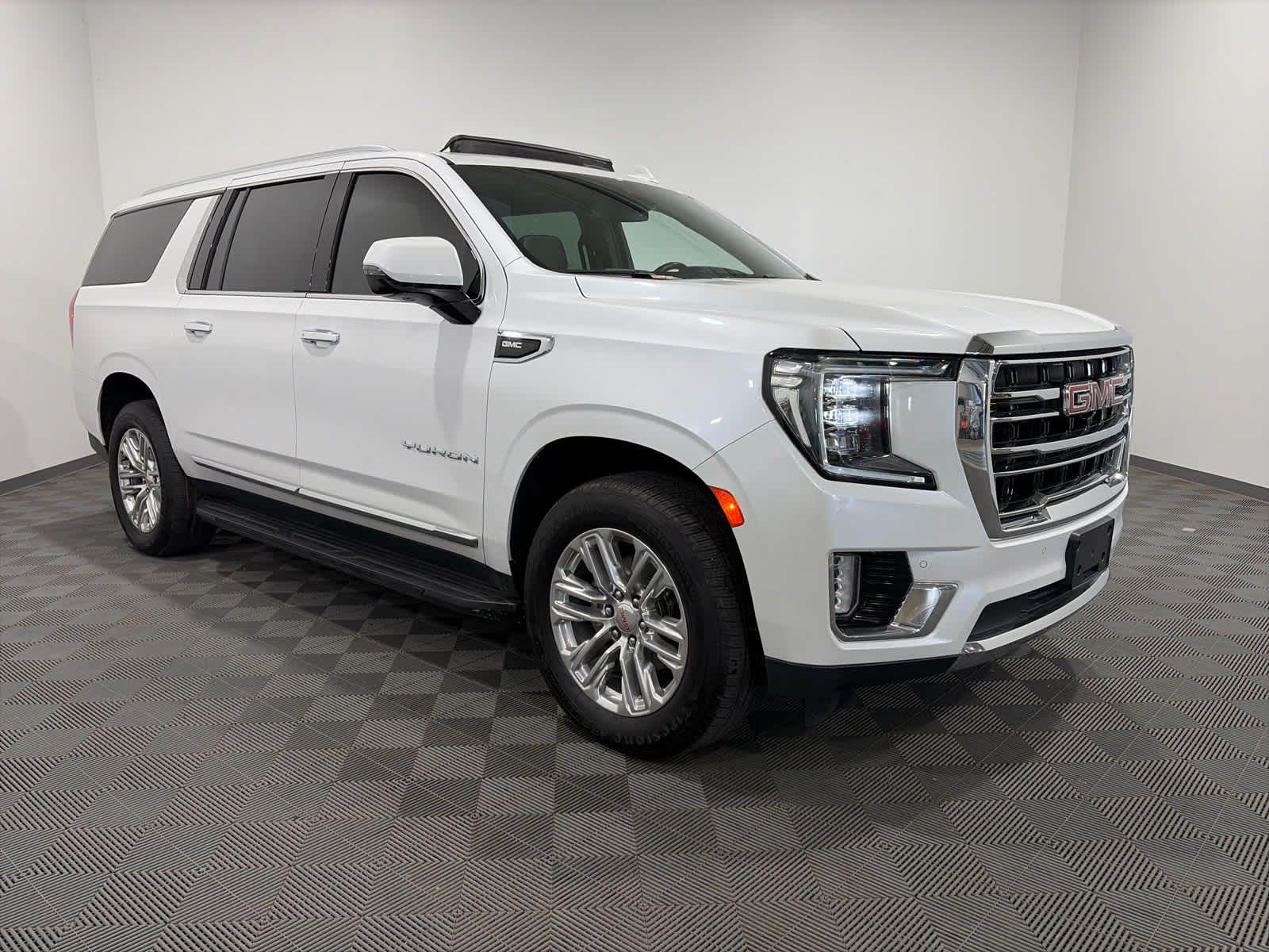 2023 GMC Yukon XL
