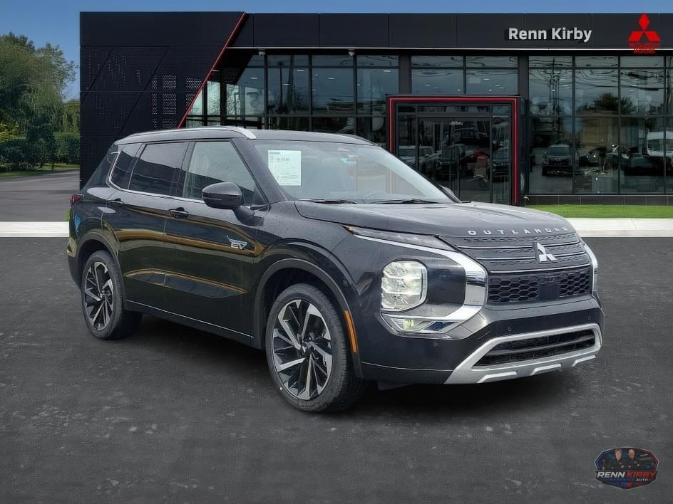 Black 2025 Mitsubishi Outlander Hybrid Plug-in SUV / Crossover All-Wheel Drive Automatic