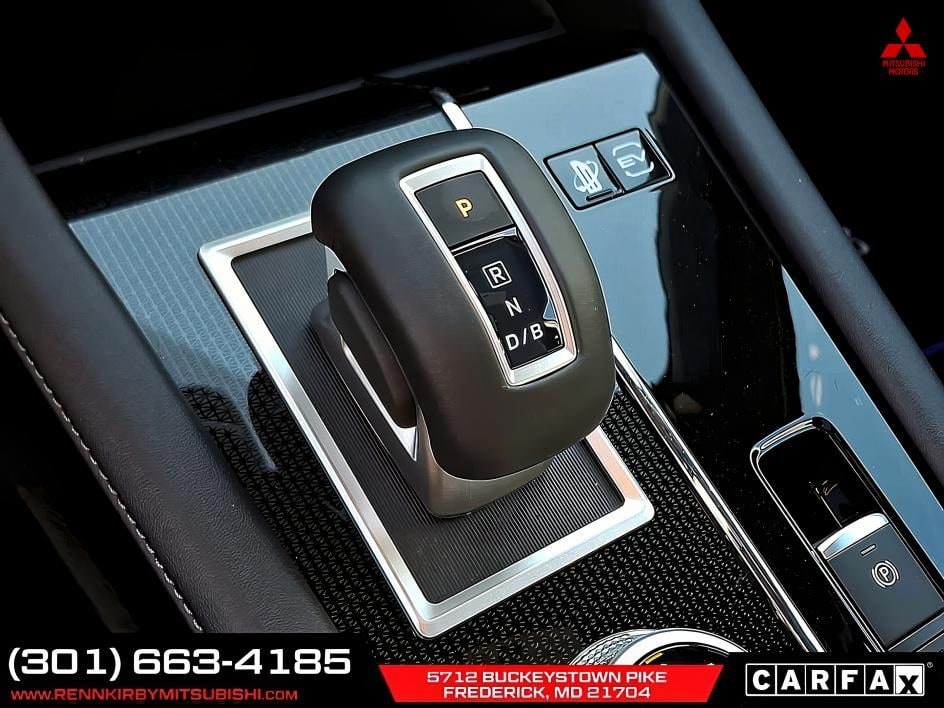 2025 Mitsubishi Outlander Plug-in Hybrid SEL Black Edition - Photo 11