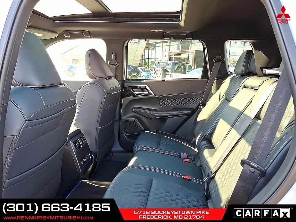 2025 Mitsubishi Outlander Plug-in Hybrid SEL Black Edition - Photo 6