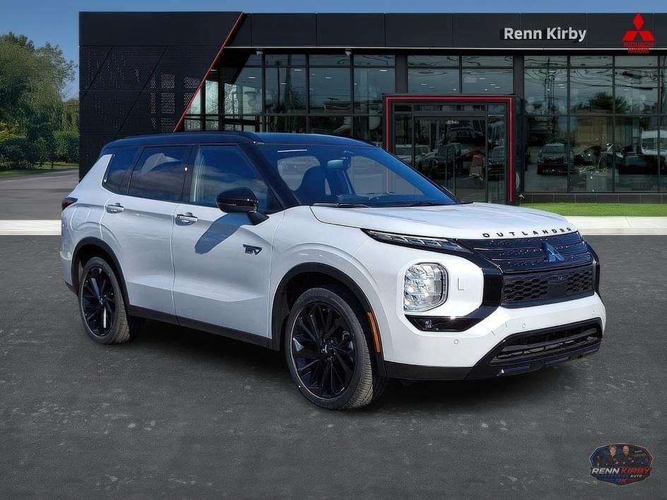White Diamond/Black Roof 2025 Mitsubishi Outlander Hybrid Plug-in SUV / Crossover All-Wheel Drive Automatic