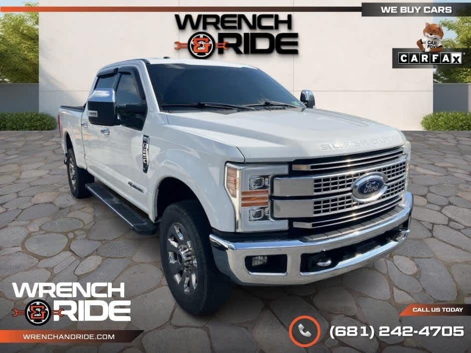 2017 Ford Super Duty F-250 Pickup Lariat